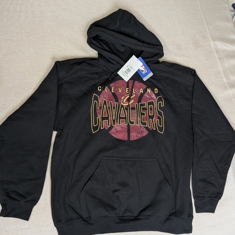 NBA Cleveland Cavaliers Hoodie Mens Large Black NWT Distressed Graphic Pullover